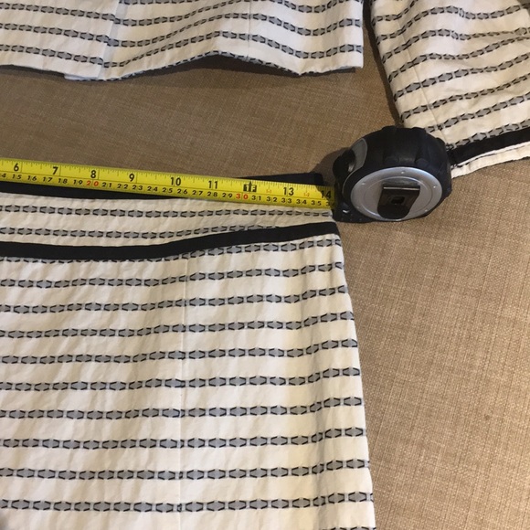 Gorgeous Nanette Lepore skirt suit!🤩 - Picture 4 of 10